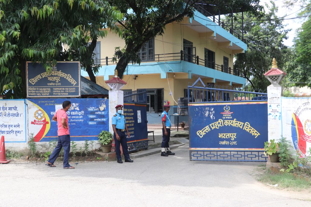 ‘हिट एण्ड रन’ नियन्त्रणमा चितवन प्रहरी सक्रिय